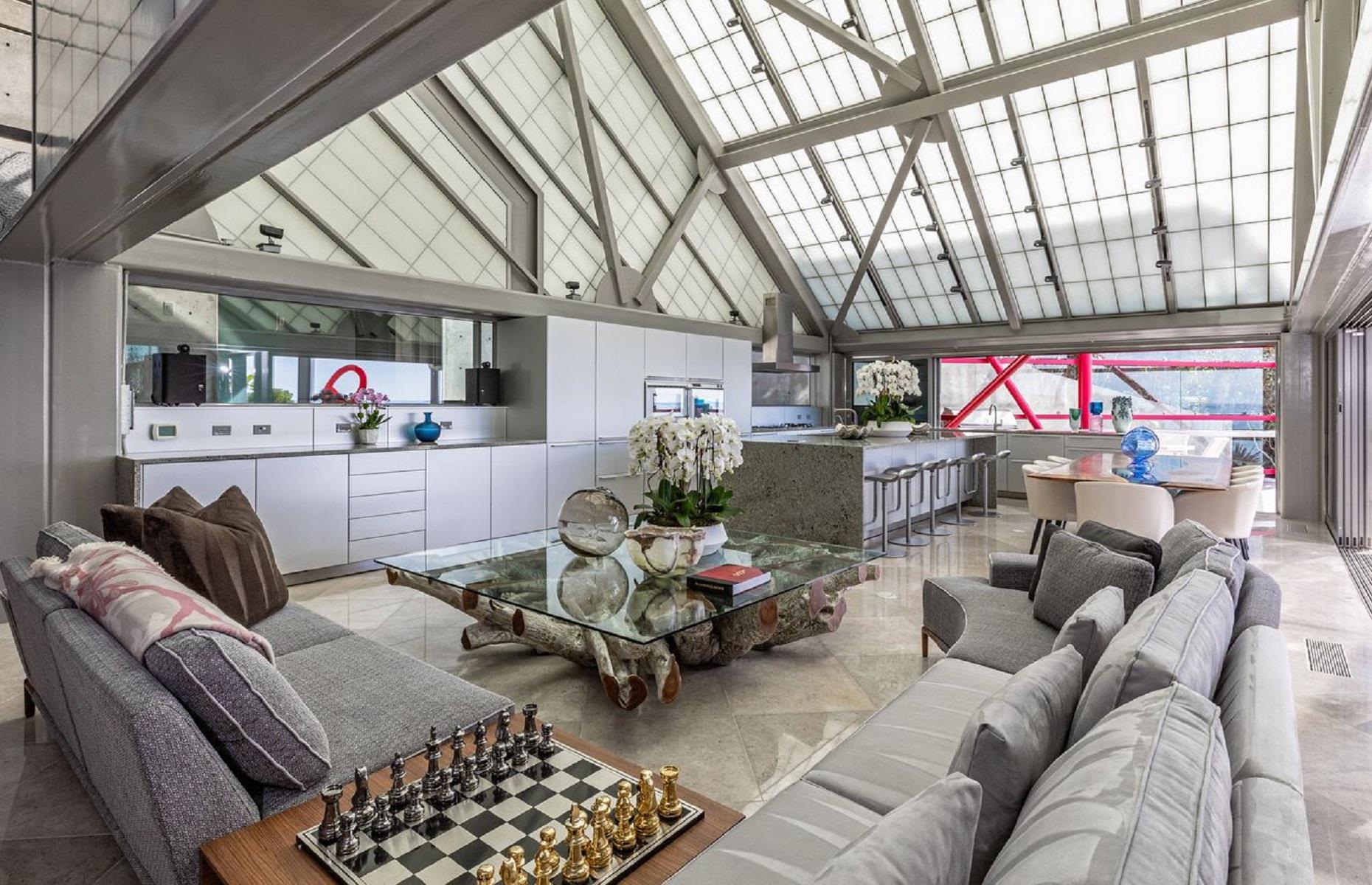 Feng Shui-inspired home, California, USA